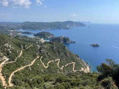 Bucht von Paleokastritsa auf Corfu Trail