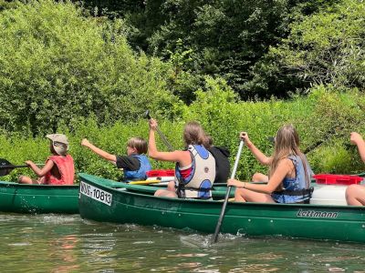 kanutour kinderfreundlicher urlaub sommer