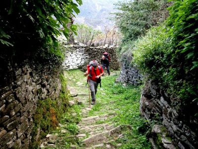 Wanderurlaub Albanien Berge Zagoria-Tal