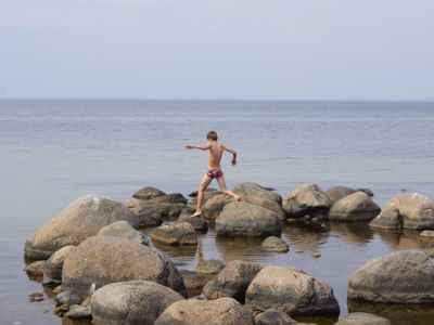 ferien auf dem bauernhof am meer familienzeit baden gehen