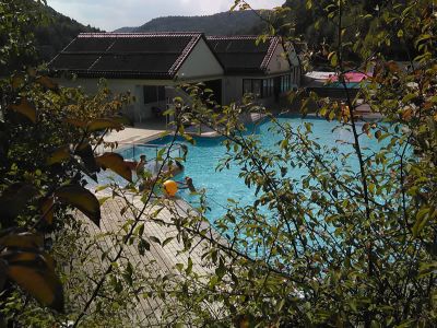 Familienreise in Franken mit Bademglichkeit Freibad Hirschbach