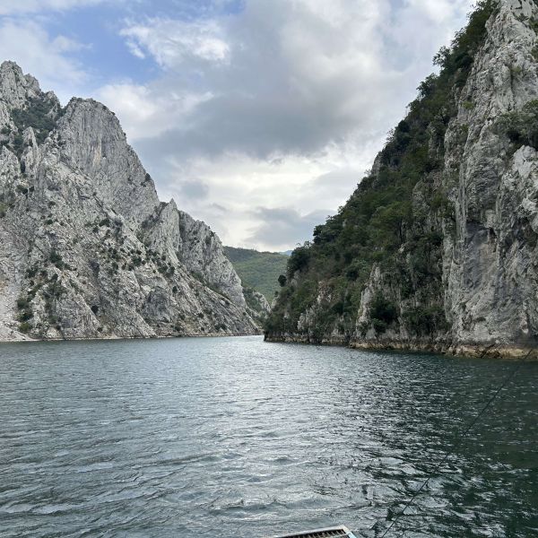 Bergwandern in den Albanischen Alpen 