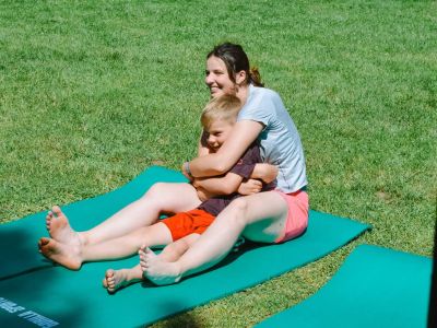 yogastunde mit kindern