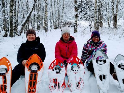 Familienurlaub Winter Baltikum Estland Schneeschuhwandern