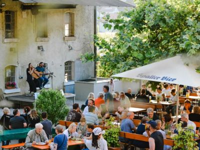 live konzert bei gemuetlicher stimmung