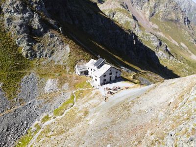 das Ospizio Sottile in einmaliger Lage am Pass Col Valdobbia 