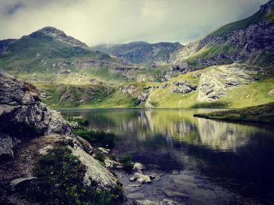 rundwanderung aostatal monte rosa ayas bergsee