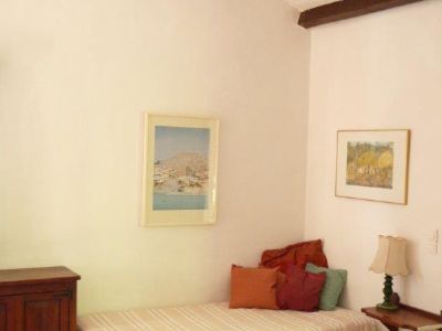 Casa Lucia red cottage Sgombou Yoga-Urlaub