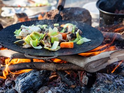 Outdoorkche Wildnis Kochen Familienurlaub Teens