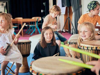 kreativworkshop im wochenprogramm fuer kinder