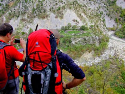 Sdalbanien Wandern Ruinen