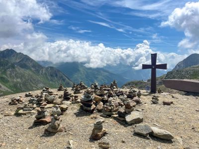 familienurlaub timmelsjoch gipfelkreuz steinmanderl